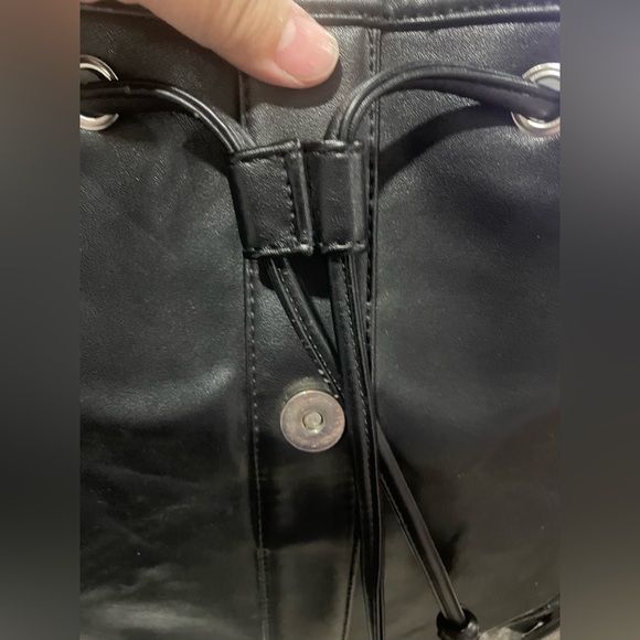 Bugatti bag pack black leather . Used. Condition 9:10 - Picture 11 of 13